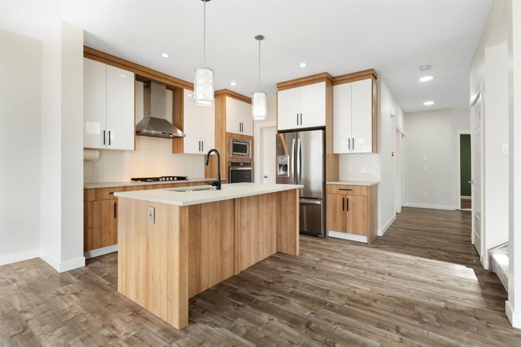 193 Walgrove Terrace SE, Calgary — photo 4 of 48