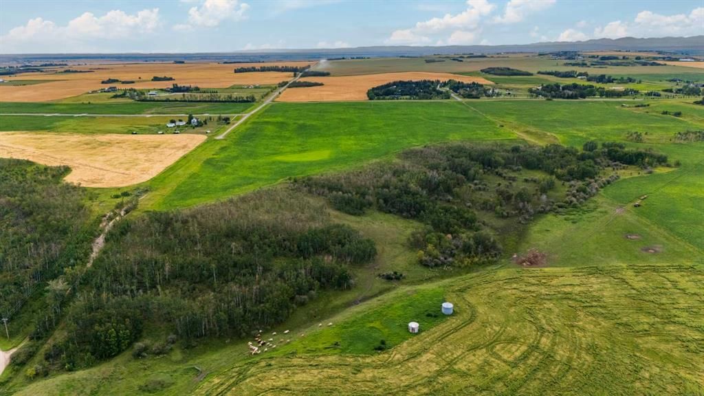 402 Avenue, Rural Foothills County — main listing photo
