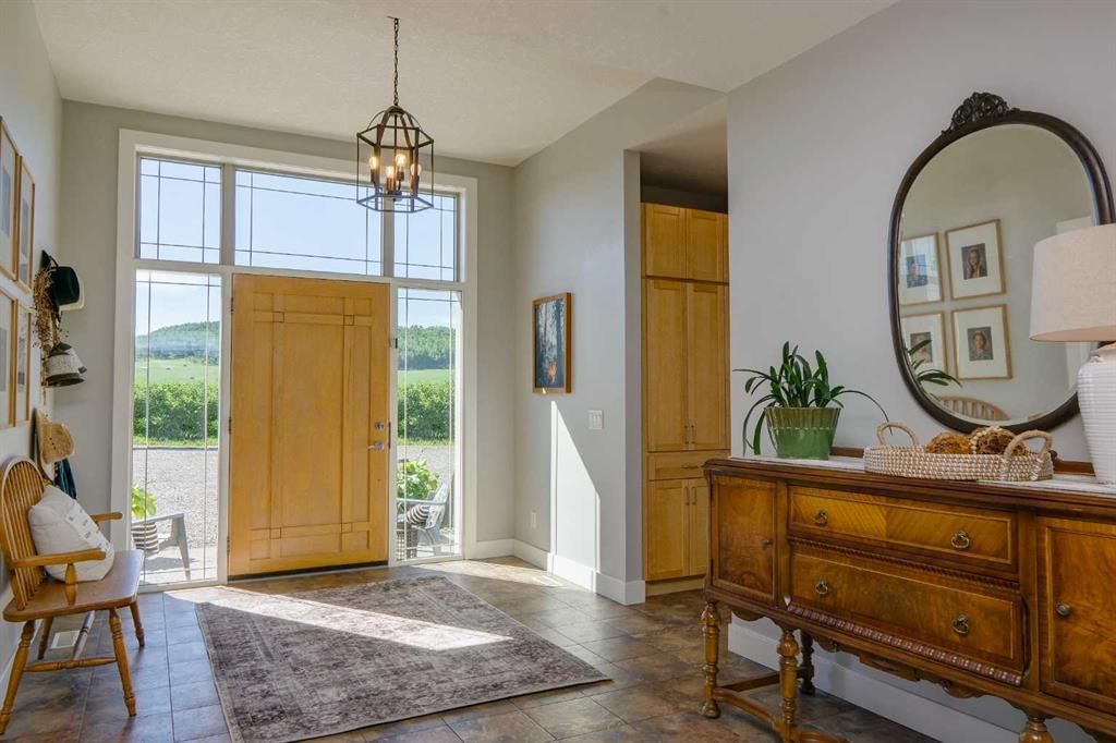 254069 Towers Trail, Rural Rocky View County — photo 3 of 50