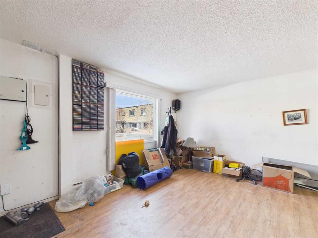 68, 3809 45 Street SW, Calgary — photo 4 of 15