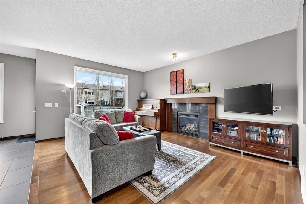 72 Auburn Bay Avenue SE, Calgary — photo 5 of 50
