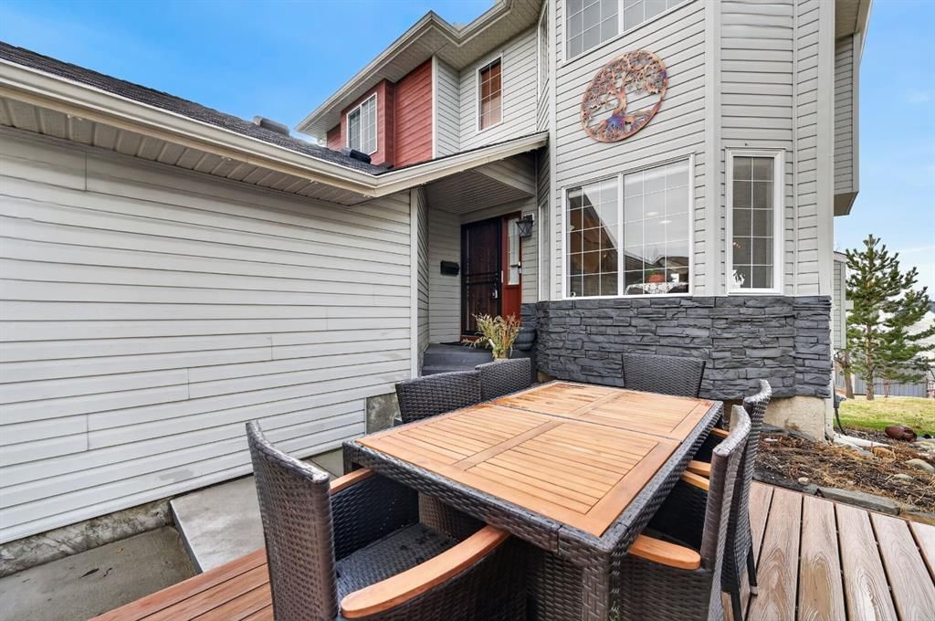 197 Arbour Stone Close NW, Calgary — photo 2 of 50