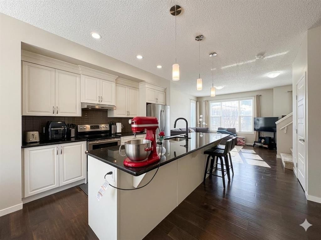 535 Panatella Walk NW, Calgary — photo 2 of 24