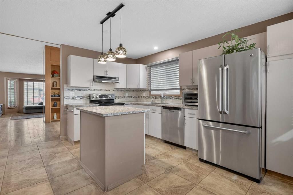 80 Deerbrook Road SE, Calgary — photo 2 of 50
