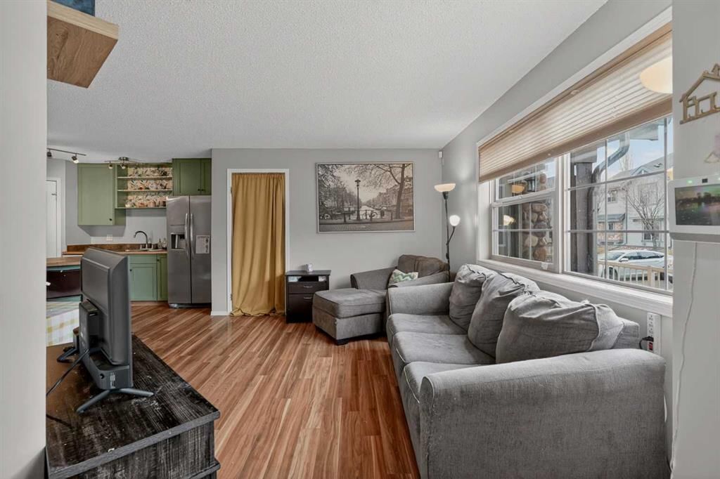 105, 23 Everridge Square SW, Calgary — photo 4 of 29