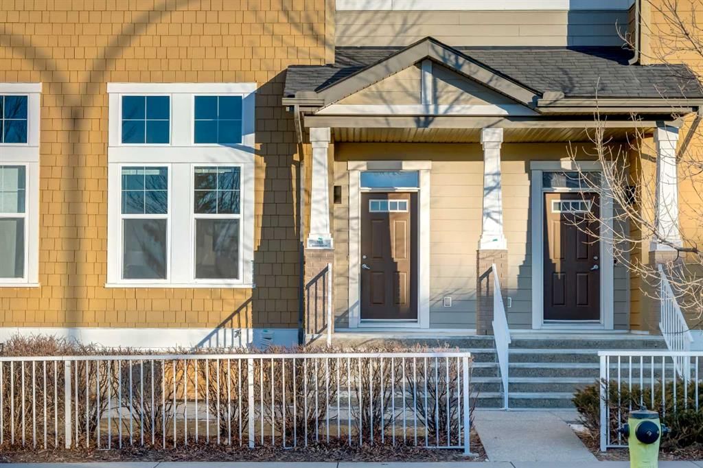 705 Evanston Square NW, Calgary — photo 3 of 39