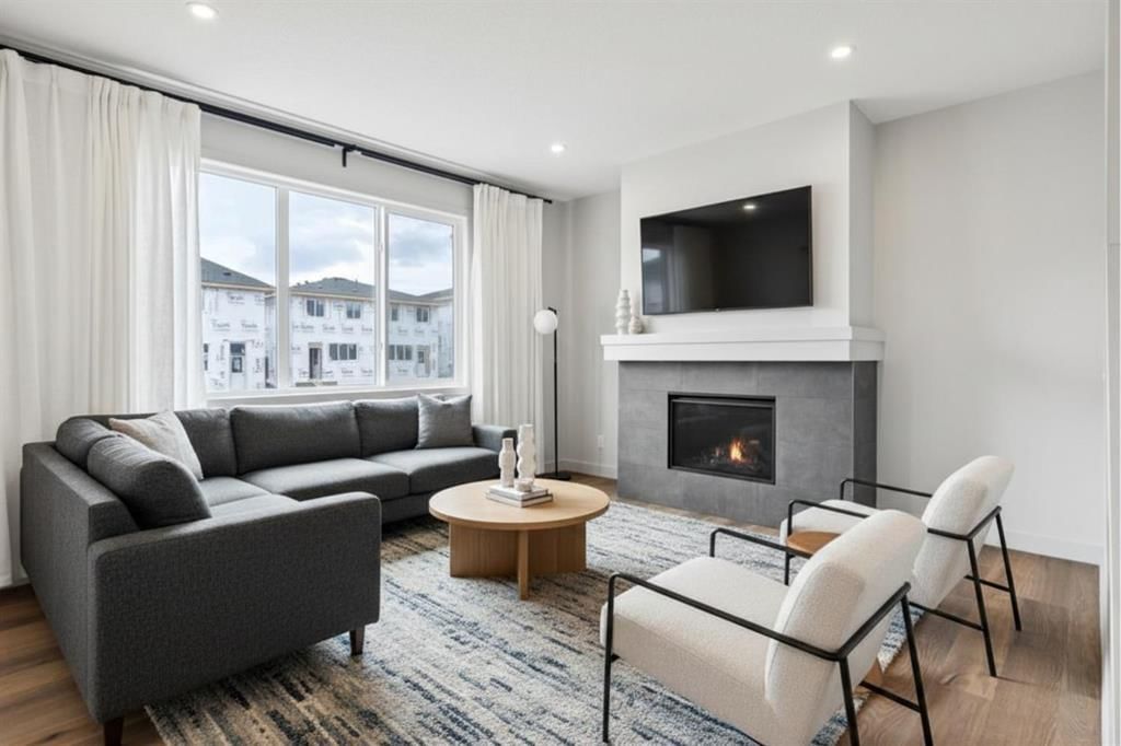 243 Marina Grove SE, Calgary — photo 5 of 49