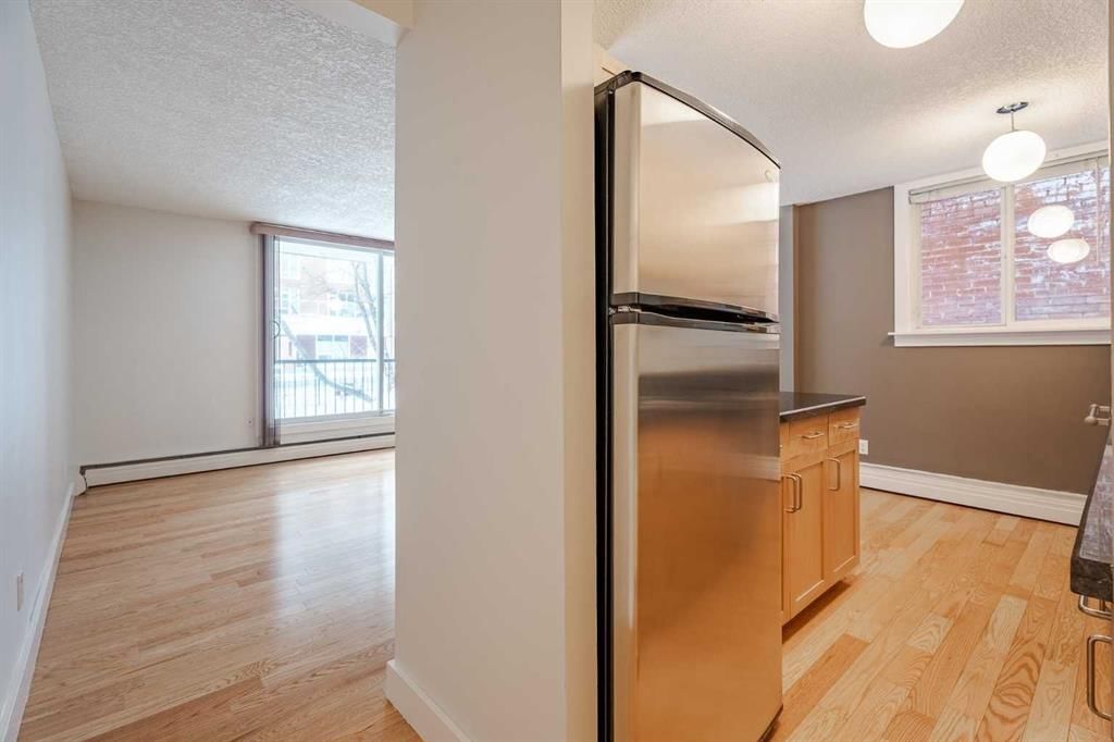 105, 934 2 Avenue NW, Calgary — photo 5 of 26