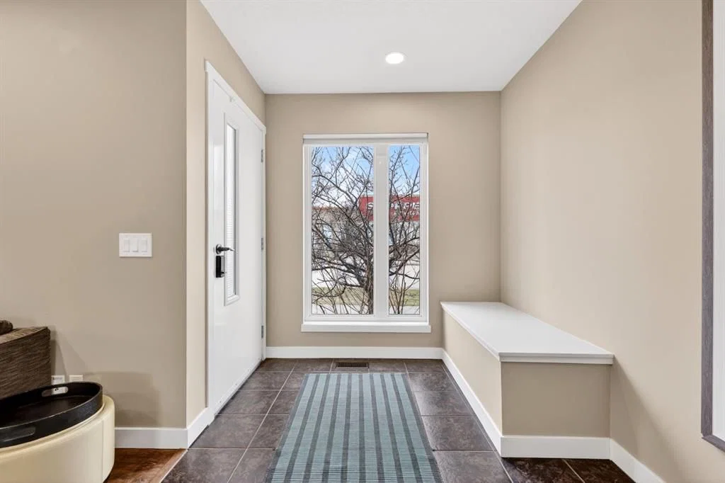 180 Walden Gate SE, Calgary — photo 4 of 45