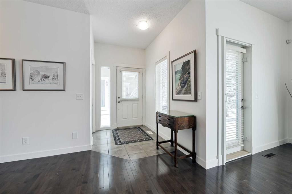 706, 281 Cougar Ridge Drive SW, Calgary — photo 5 of 29