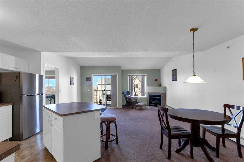 308, 2308 Valleyview Park SE, Calgary — photo 5 of 31