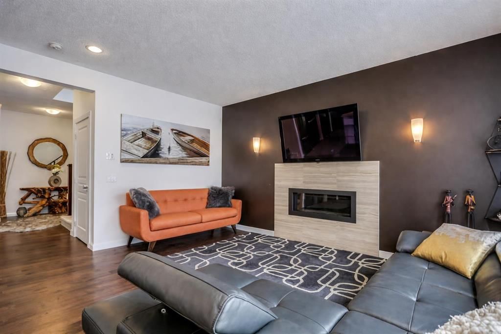 238 Silverado Plains Circle SW, Calgary — photo 5 of 29