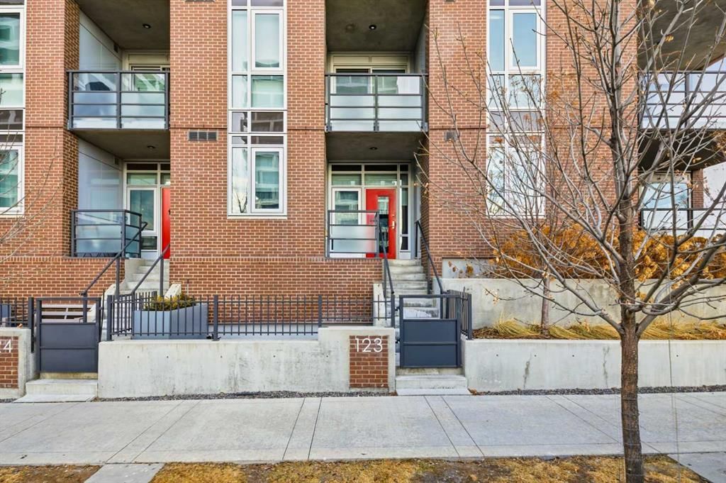 123, 88 9 Street NE, Calgary — photo 2 of 49