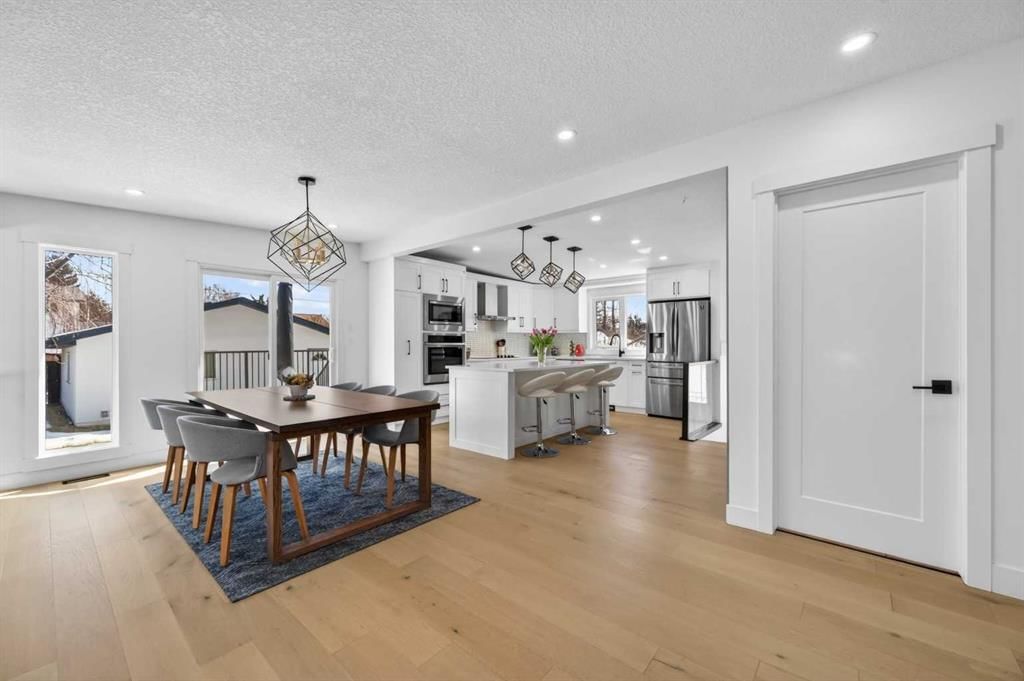 268 Silver Brook Way NW, Calgary — photo 5 of 49