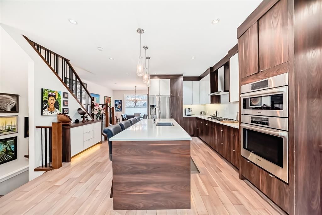 3705 2 Avenue SW, Calgary — photo 5 of 50