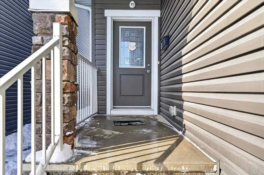 72 Redstone Drive NE, Calgary — photo 3 of 50