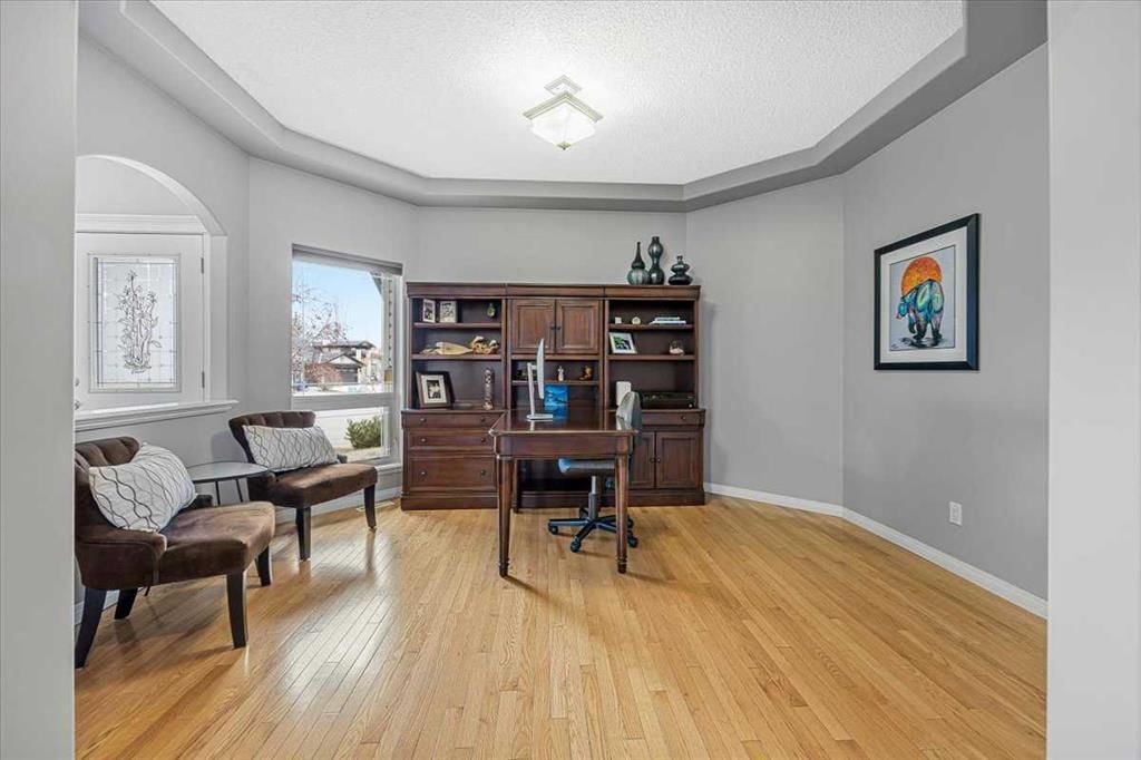 49 Mt. Douglas Circle, Calgary — photo 4 of 50