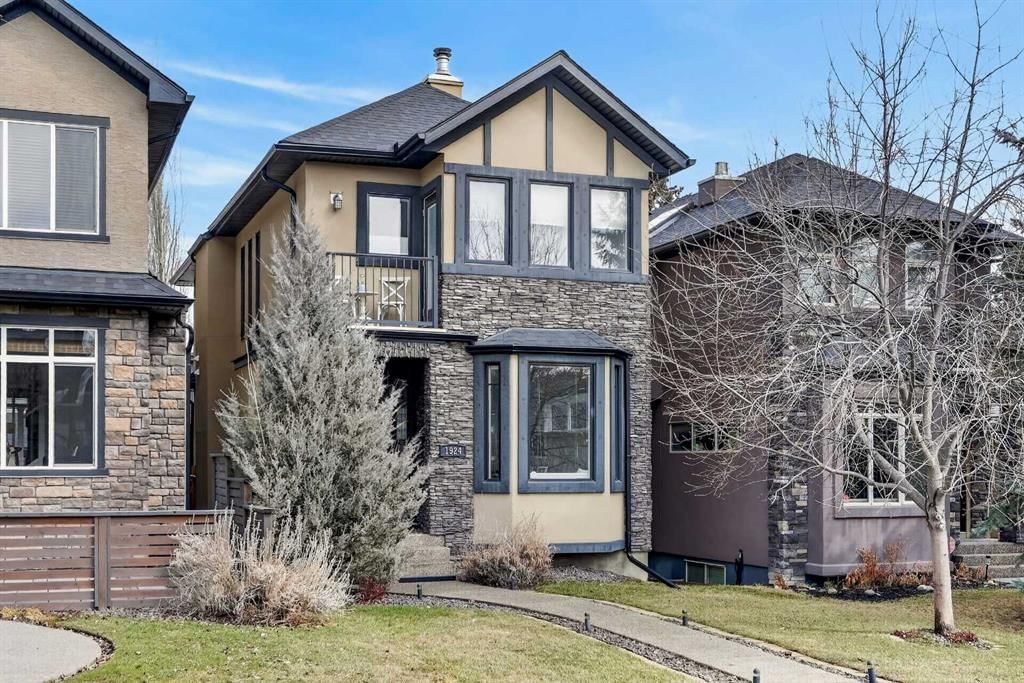 1924 48 Avenue SW, Calgary — main listing photo
