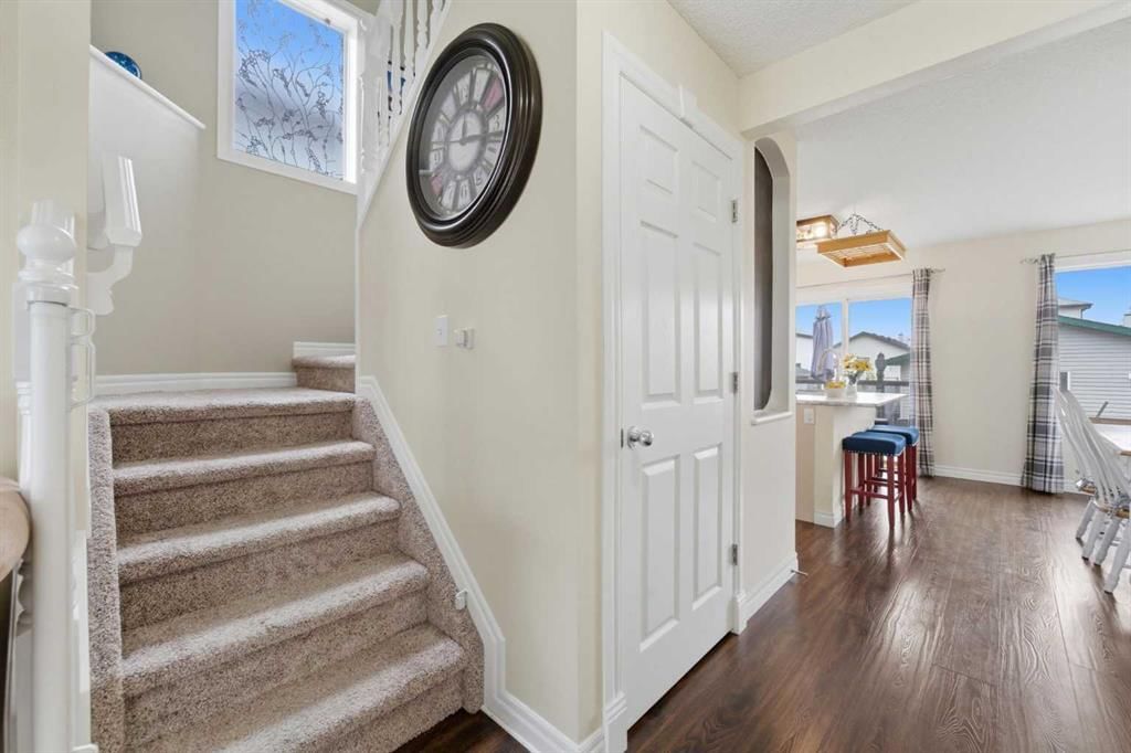121 Arbour Stone Place NW, Calgary — photo 4 of 43
