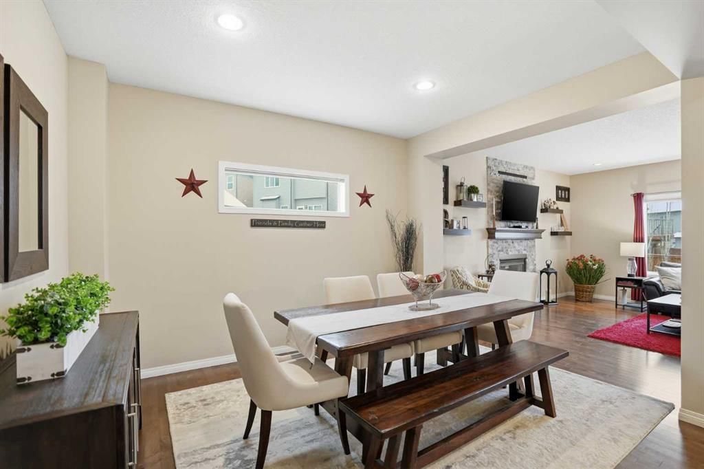 26 Sage Valley Mews NW, Calgary — photo 4 of 40