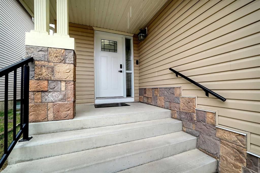 187 Kincora Drive NW, Calgary — photo 4 of 50