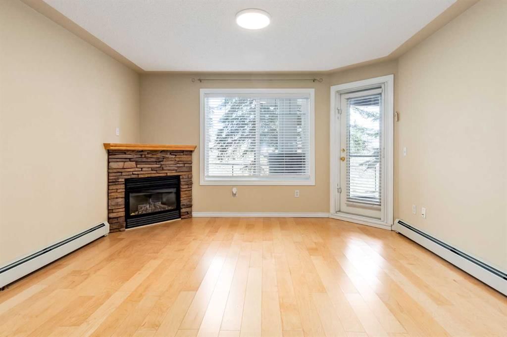110, 345 Rocky Vista Park NW, Calgary — photo 5 of 37