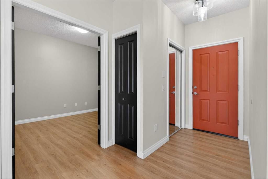 2327, 1010 Arbour Lake Road NW, Calgary — photo 5 of 50