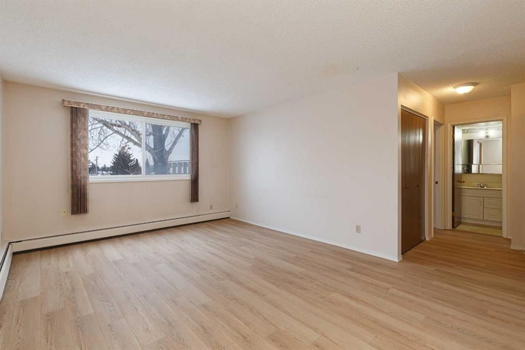 205, 6464 Travois Crescent NW, Calgary — photo 5 of 20
