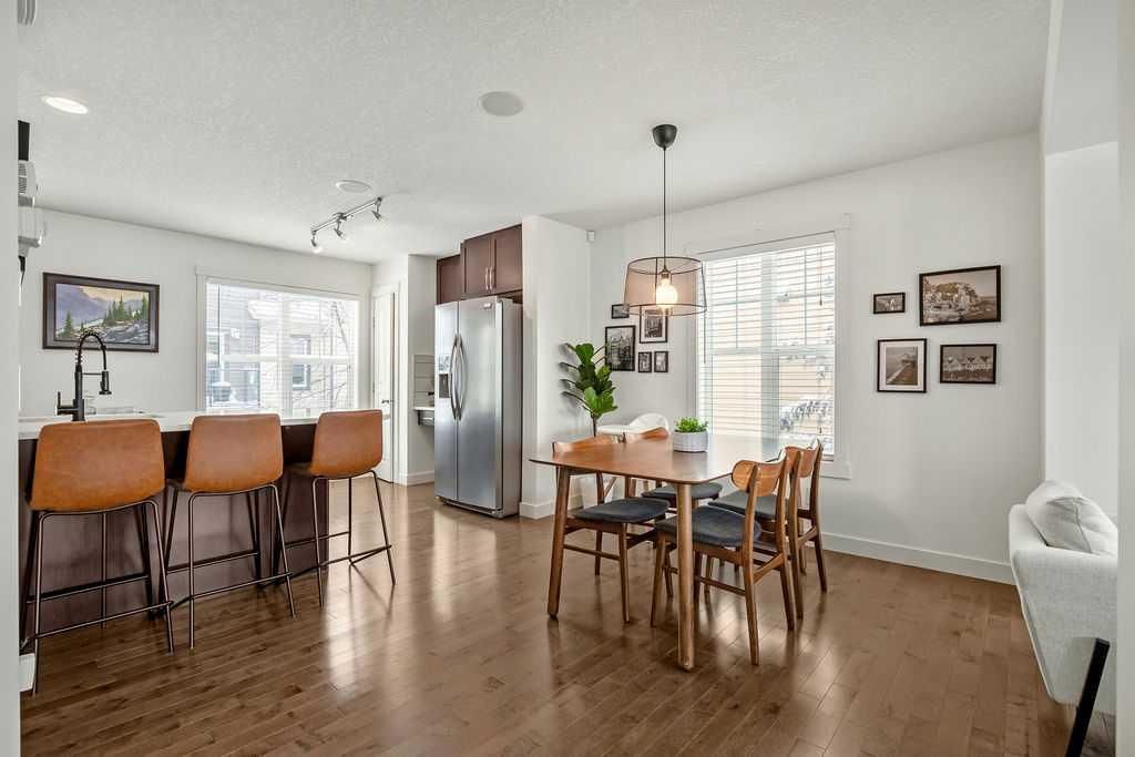 369 Mckenzie Towne Gate SE, Calgary — photo 2 of 24