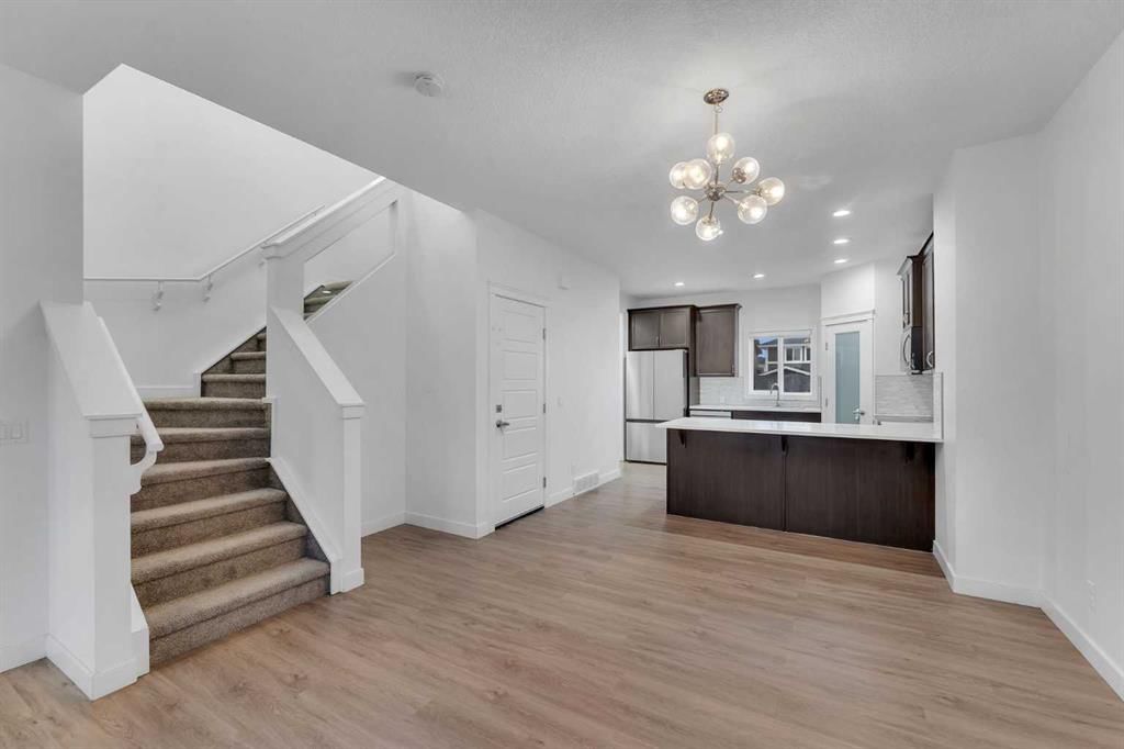 9 Redstone Common NE, Calgary — photo 5 of 33