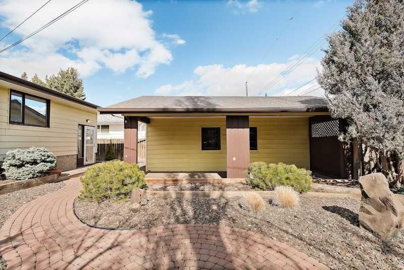 5811 Londonderry Crescent SW, Calgary — photo 3 of 25