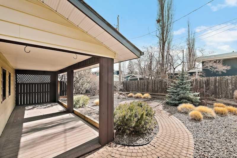 5811 Londonderry Crescent SW, Calgary — photo 4 of 25