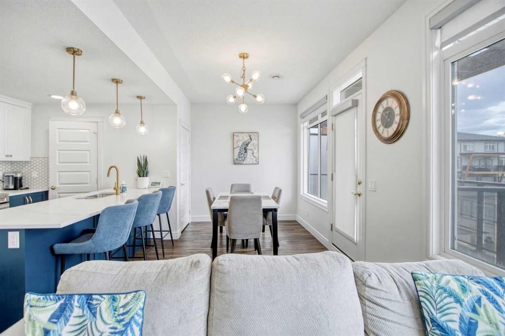 19641 48 Street SE, Calgary — photo 5 of 25