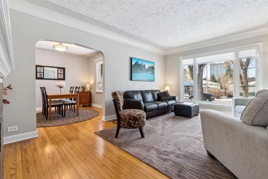 1628 9 Street NW, Calgary — photo 3 of 35