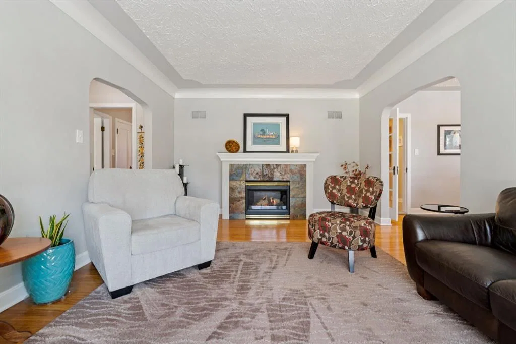 1628 9 Street NW, Calgary — photo 5 of 35