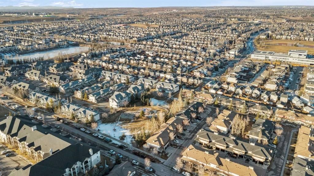110 Eversyde Common SW, Calgary — photo 4 of 31