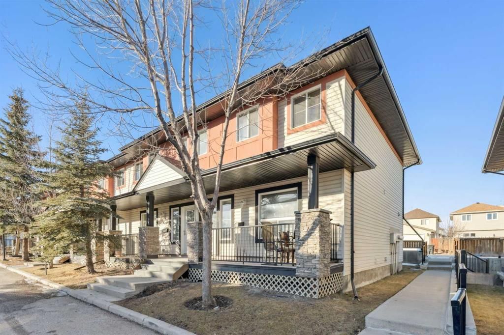 110 Eversyde Common SW, Calgary — photo 5 of 31