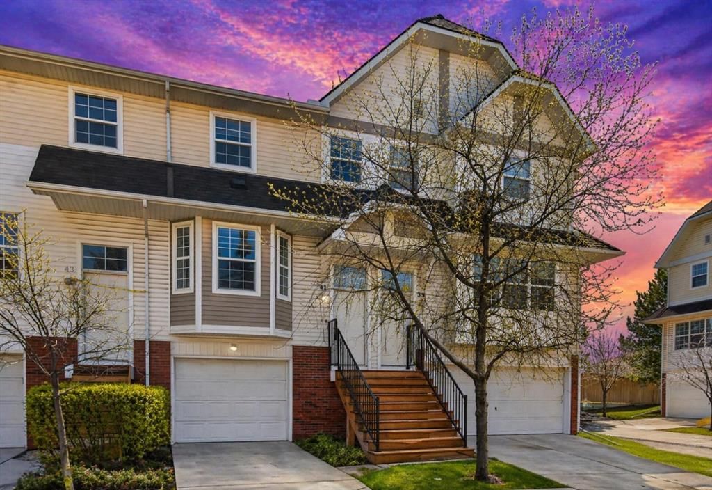 41 Tuscany Springs Gardens NW, Calgary — main listing photo
