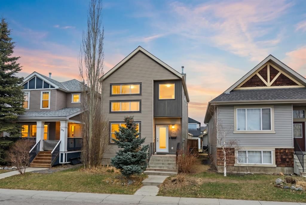 278 Copperstone Circle SE, Calgary — photo 3 of 46