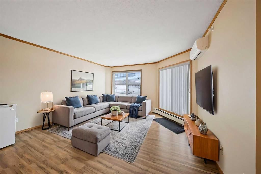 310, 11 Somervale View SW, Calgary — photo 5 of 29
