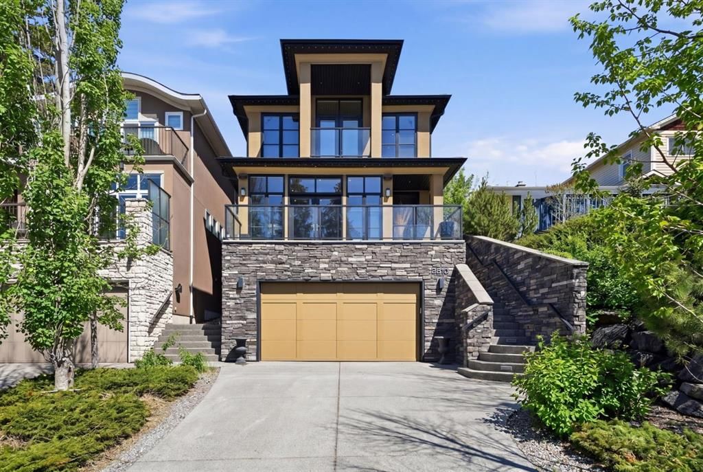 3610 8 Avenue NW, Calgary — photo 2 of 47