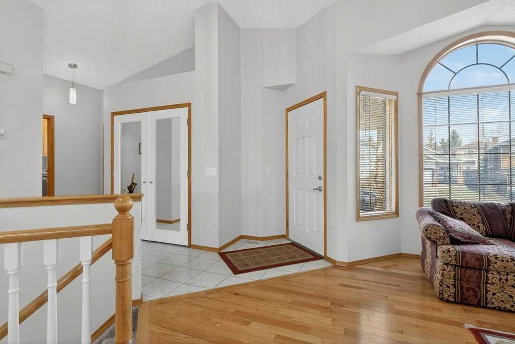 68 Arbour Wood Close NW, Calgary — photo 3 of 48