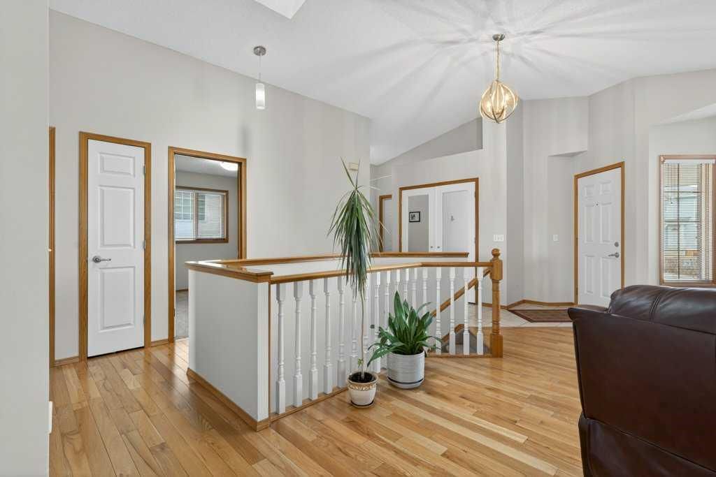 68 Arbour Wood Close NW, Calgary — photo 4 of 48