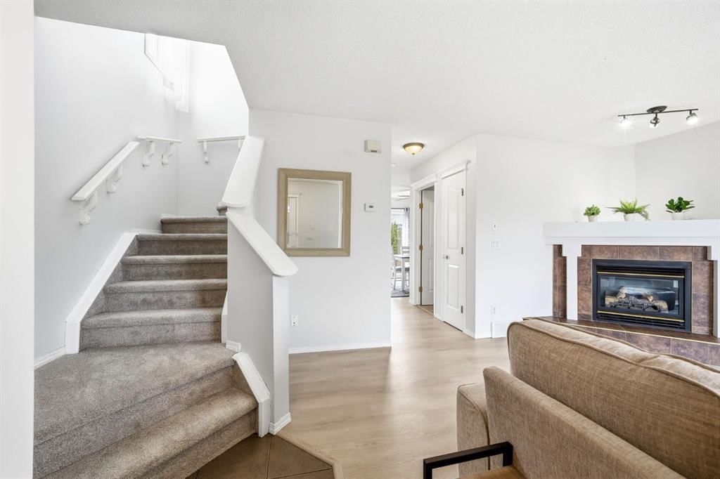 13 Coville Gardens NE, Calgary — photo 4 of 26