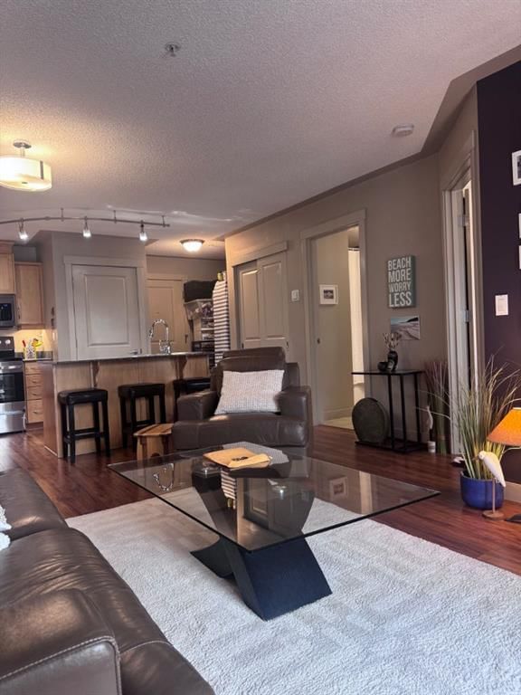 223, 2233 34 Avenue SW, Calgary — photo 5 of 14