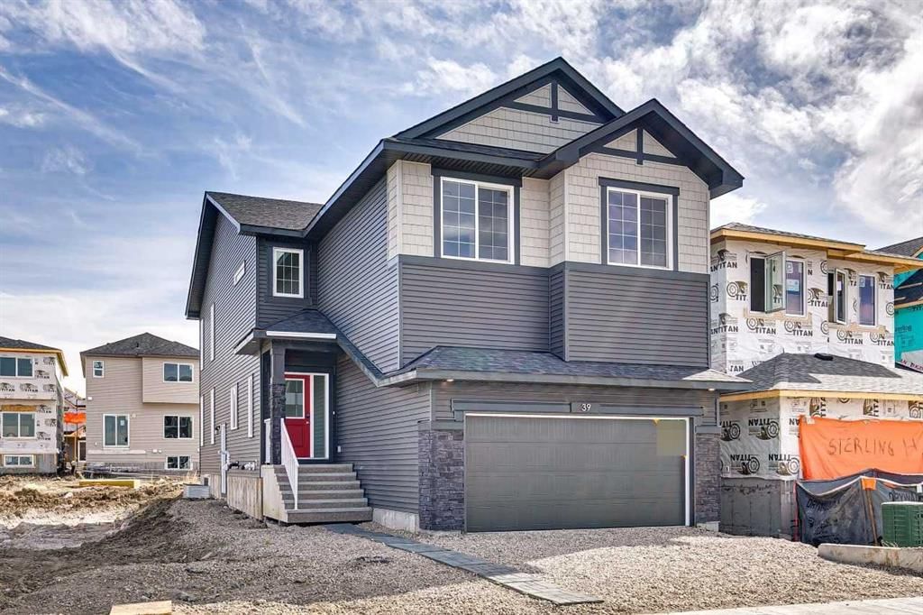 39 Hotchkiss Avenue SE, Calgary — photo 2 of 43