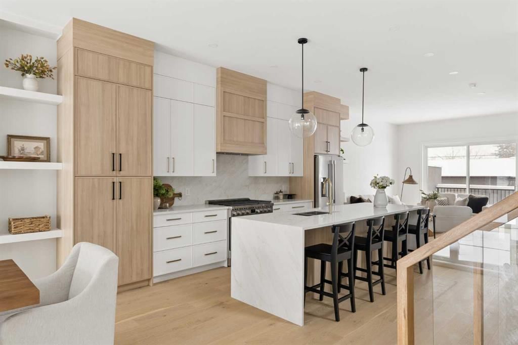 2034 29 Street SW, Calgary — photo 3 of 45