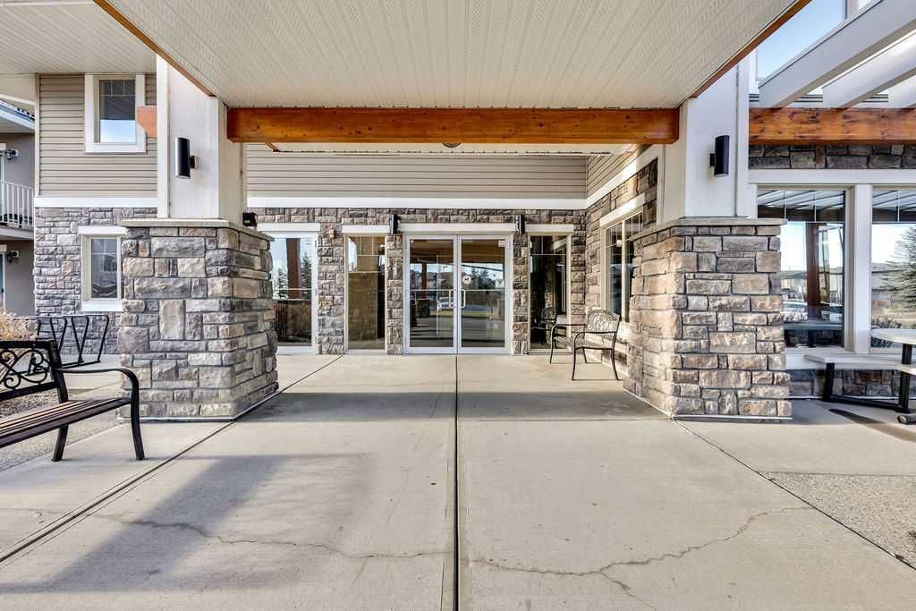 118, 428 Chaparral Ravine View SE, Calgary — photo 2 of 37