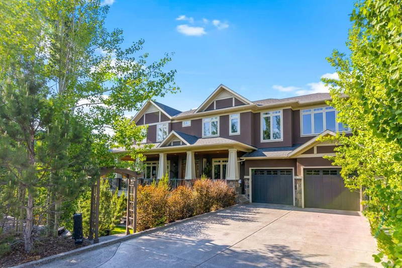 108 Posthill Drive SW, Calgary — main listing photo