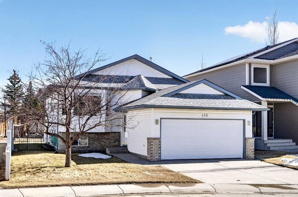 110 Citadel Crest Circle NW, Calgary — main listing photo
